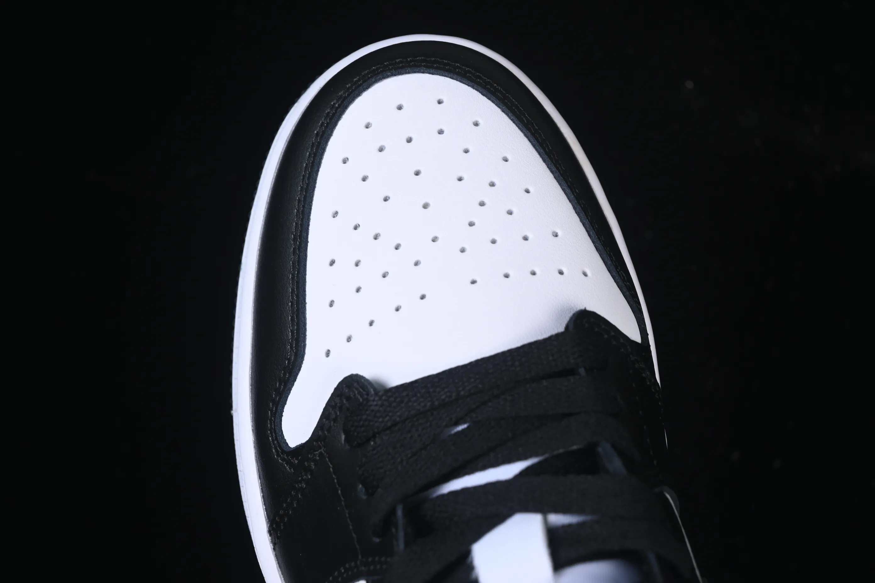 All categories Air Jordan Jordan series basketball shoes Air Jordan 1 Low Air Jordan 1 Low AJ1 Joe 1 black color low-top cultural casual sneakers IO3393-010